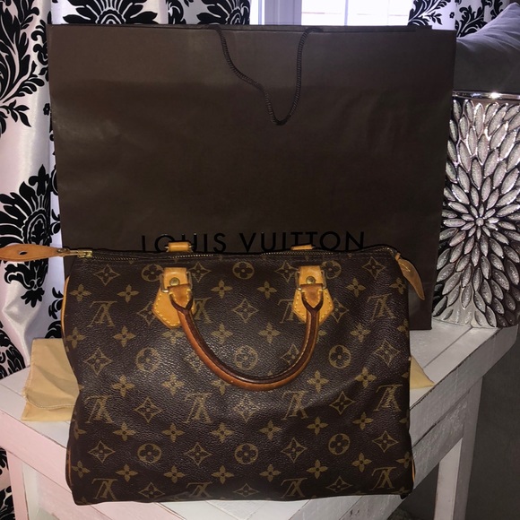 Louis Vuitton Handbags - ~Authentic~ Vintage Louis Vuitton~ Speedy 30